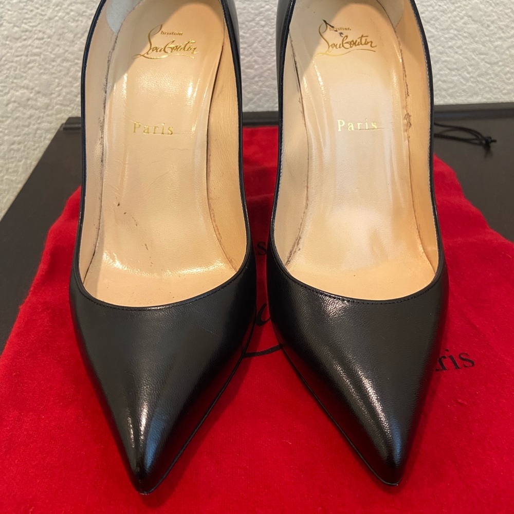 Christian Louboutin Classic Black Pigalle Follies. Si Gem